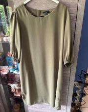 Robe kaki