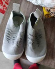 Baskets grises 19