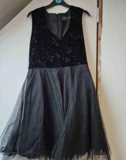 O. Robe noire tulle T M 