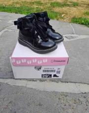 Bottines noires vernies 21
