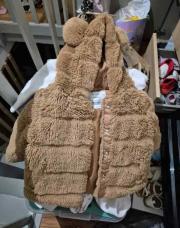 Veste ours t6-9mois 
