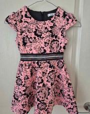 Robe rose/noir - 4ans