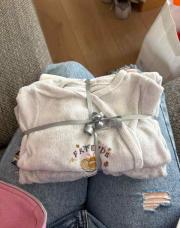 Lot 3 pyjamas taille 6M gris/beige