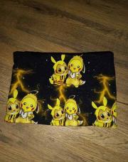 Neuf snood en polaire pokemeon pika et evoli