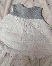 Robe grise et blanche Okaidi 9 mois