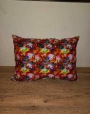 Neuf, coussin roi lion