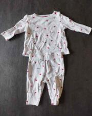 Pijama 2pieces Baby club 3 mois blanc coeurs rouge