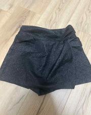 Jupe short Zara M noire 