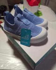 Baskets bleues neuves