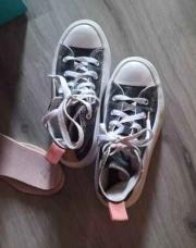 Converse noir 32
