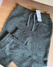 Pantalon jogging chaud vert kaki neuf 8 ans 