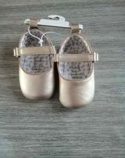 Chaussures obaïbi neuves 6/12 mois