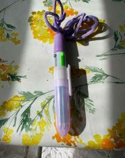 Nouveau bic avec plusieurs couleurs 
