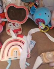 3 pièces activités  Alice 