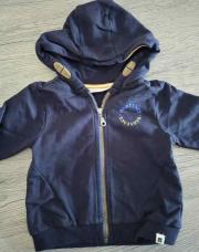 Pull capuche bleu 6m