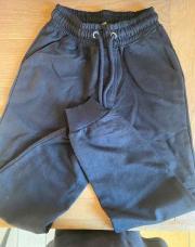 Pantalon jogging noir neuf 116