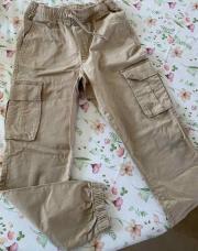 Cargo beige 10ans 140 