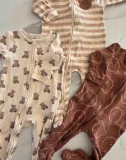 Lot 3 pyjamas Next 6-9mois