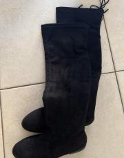 Bottes daim lacets 37