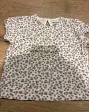 T-shirt fleurs KIABI taille 68