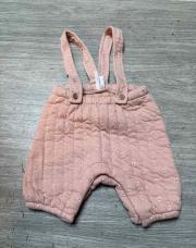 Pantalon rose bretelle 
