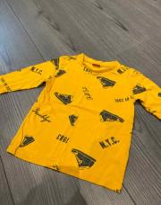 T-shirt jaune chaussure 5a tao