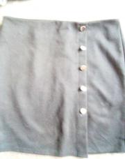 Jupe noire boutons 