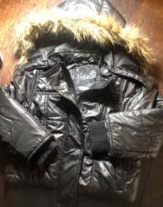 Manteau noir tissait 3 ans 