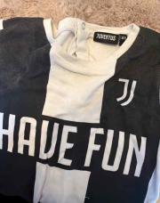 Body Juventus, 18 mois
