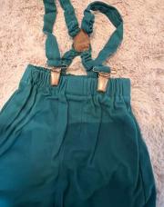 Short salopette, deux ans vert