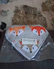 Lot 5 bavoirs triangle 