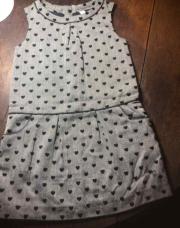 Robe  grise à cœur okaidi 5 ans 