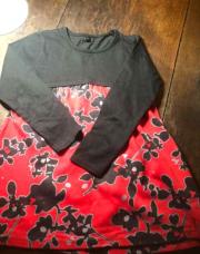 Robe noir et rouge 5 ans 