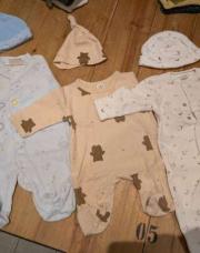 Lot de 3 pyjama avec bonnet (blanc/beige/bleu) - 56