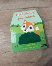 Livre petit renard cache cache