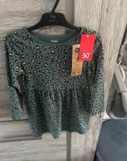 Neuf robe verte 3 ans 