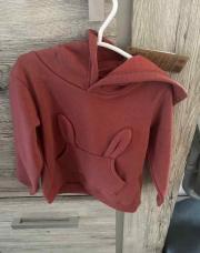 Sweat lapin vin 2 ans neuf 