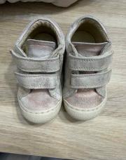 Chaussures premiers pas 