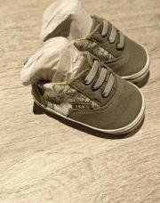 Basket  bébé IKKS 