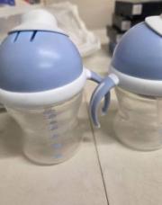 2 verres gobelets