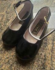 Chaussures vernies noires 21