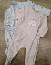 Lot 2 pyjamas 3 mois tape a loeil