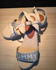 Sandales Tommy Hilfiger - pointure 33