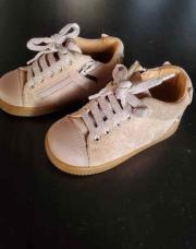 Basket pointure 23