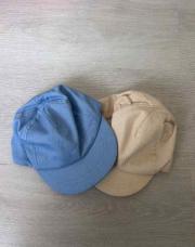 Casquette bleu et beige 