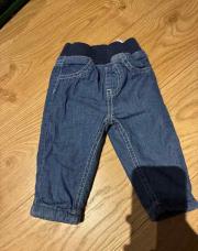 Jeans taille 68 