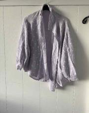 Chemise mauve à cœur