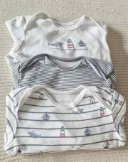 Lot 3 bodies taille 80 