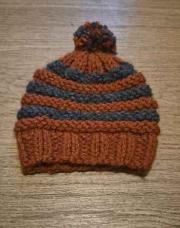 Bonnet marron et gris